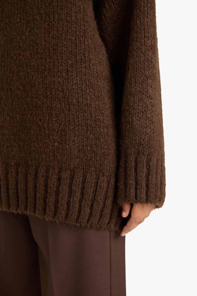 DeFacto Brown Woman Oversize Turtleneck Pullover Casual - Image 5